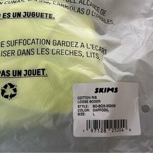 Skims Cotton Rib Loose Boxers in Daffodil Size L